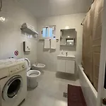 Ida Myslym Shyri Apartment