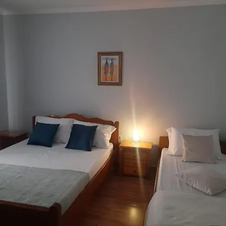 Ida Myslym Shyri 公寓 地拉那